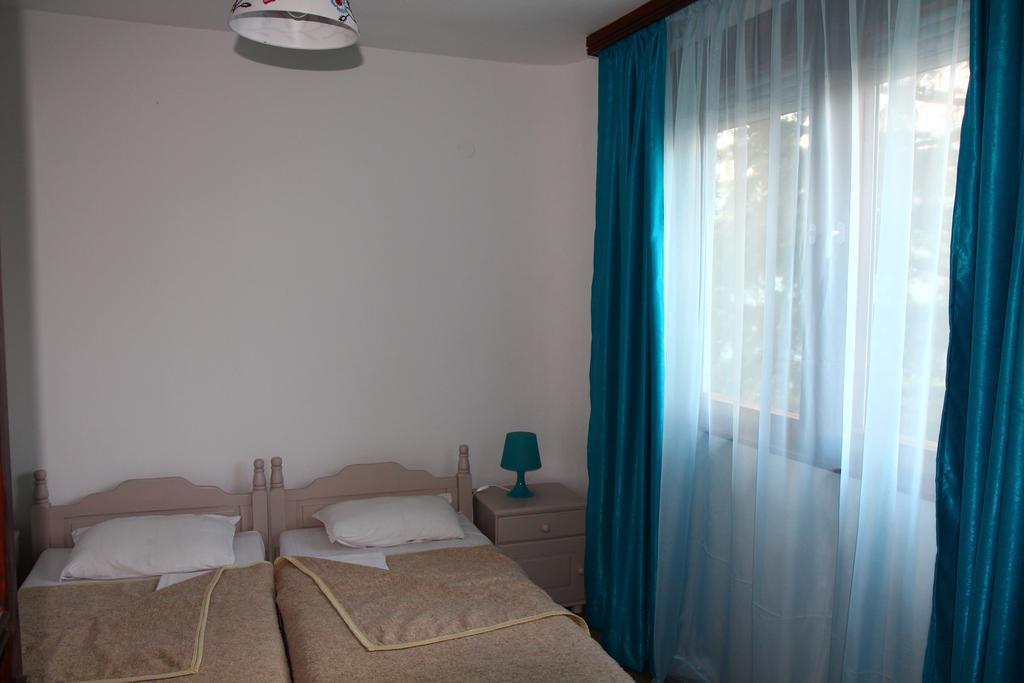 Villa Elmar Kiten  Room photo